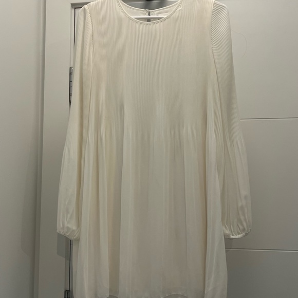 Daydreamer Mini Dress - Picture 3 of 4